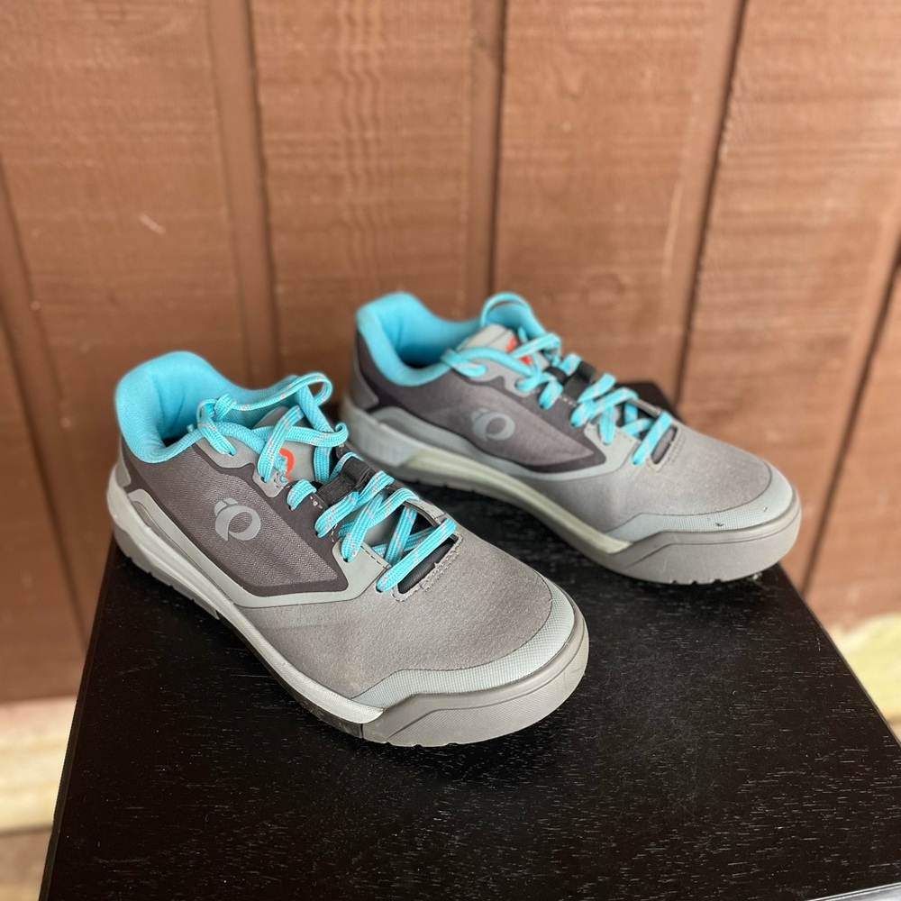 PEARL iZUMi X-ALP Launch Cycling mountain bike Shoe Women 7.5 US